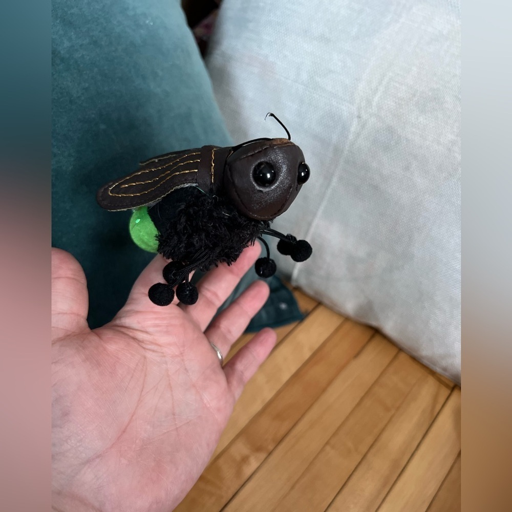 Folkmanis mini firefly finger puppet